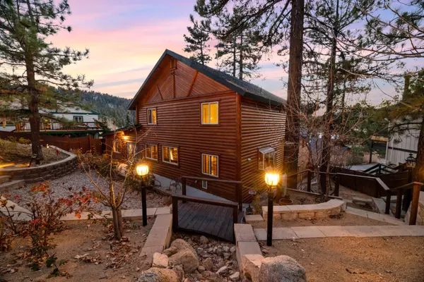 Big Bear Lake, CA 92315,708 Circle LN