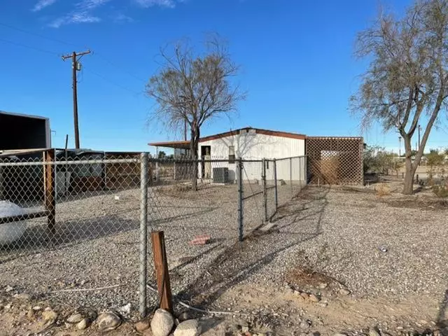 2368 Fullerton AVE, Salton City, CA 92275