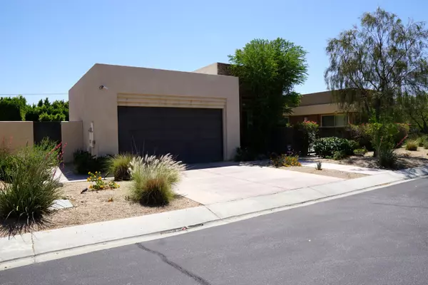 2648 Isabella WAY, Palm Springs, CA 92262