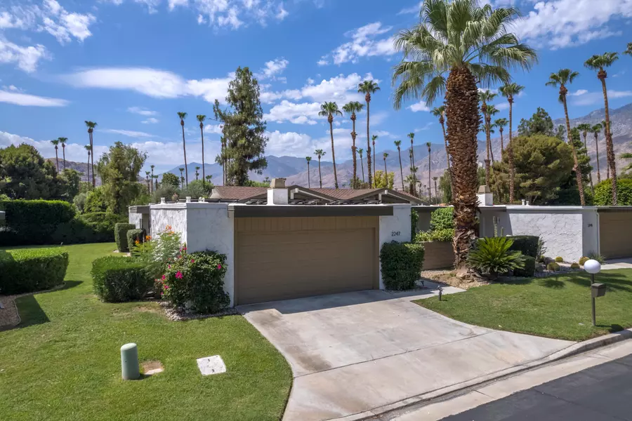 2247 Casitas WAY, Palm Springs, CA 92264