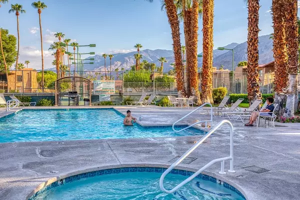 Palm Springs, CA 92264,1050 Ramon RD #74