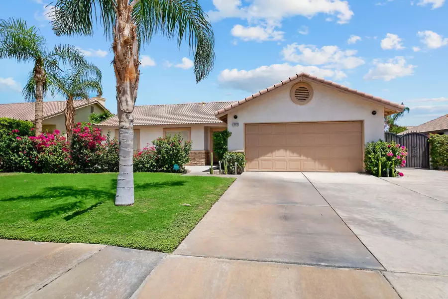 78830 Bayberry LN, La Quinta, CA 92253