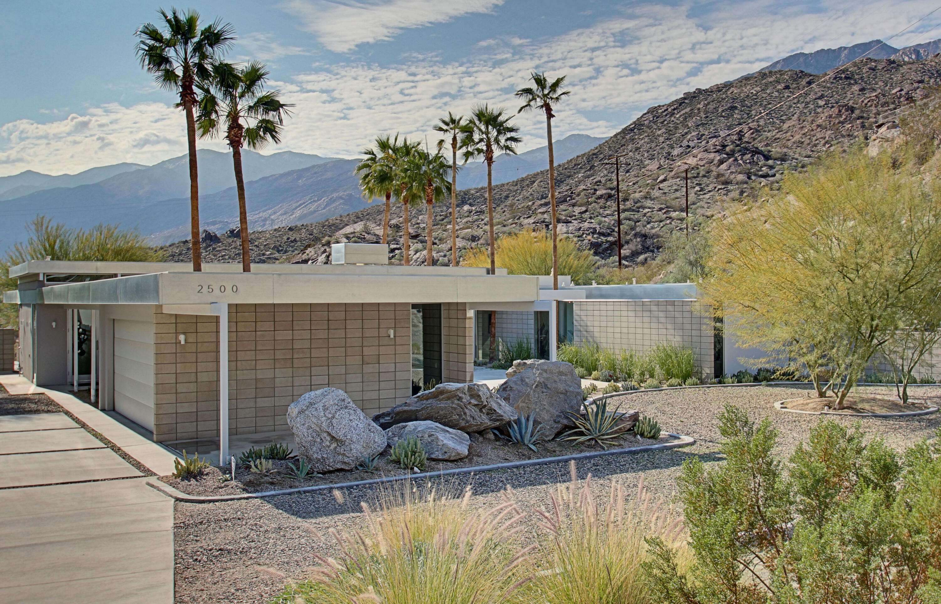 Palm Springs, CA 92264,2500 Cahuilla Hills DR