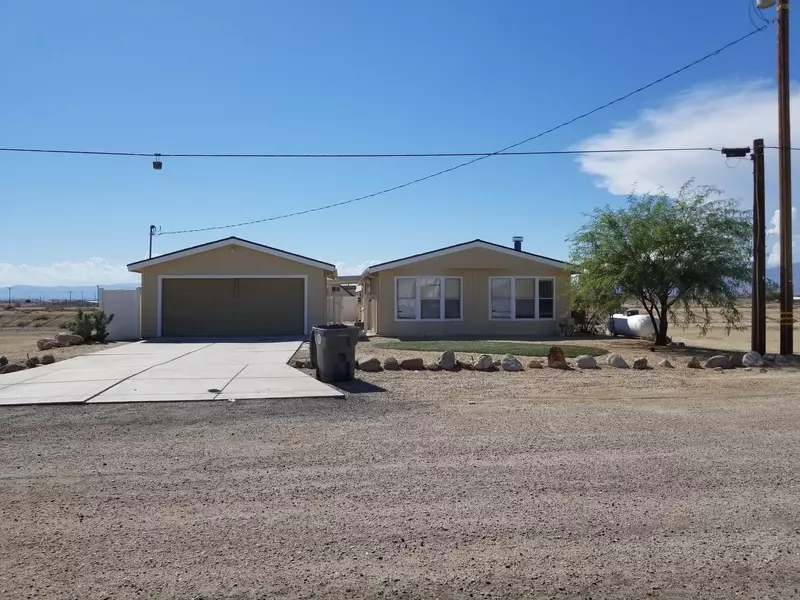 2351 Lanai LN, Salton City, CA 92275