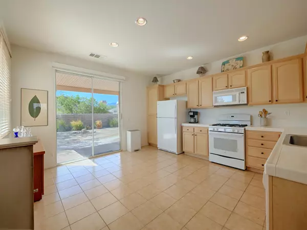 Desert Hot Springs, CA 92240,65565 Acoma Avenue #74