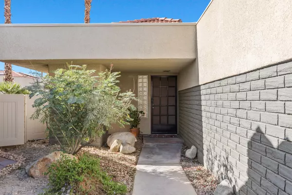 Palm Springs, CA 92262,3071 Sunflower CIR E