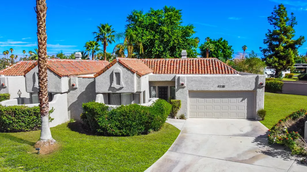 922 Saint Bimini CIR #B, Palm Springs, CA 92264