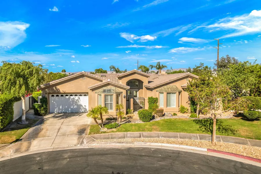 8 Dickens CT, Rancho Mirage, CA 92270