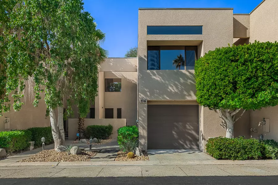 427 Village SQ W, Palm Springs, CA 92262