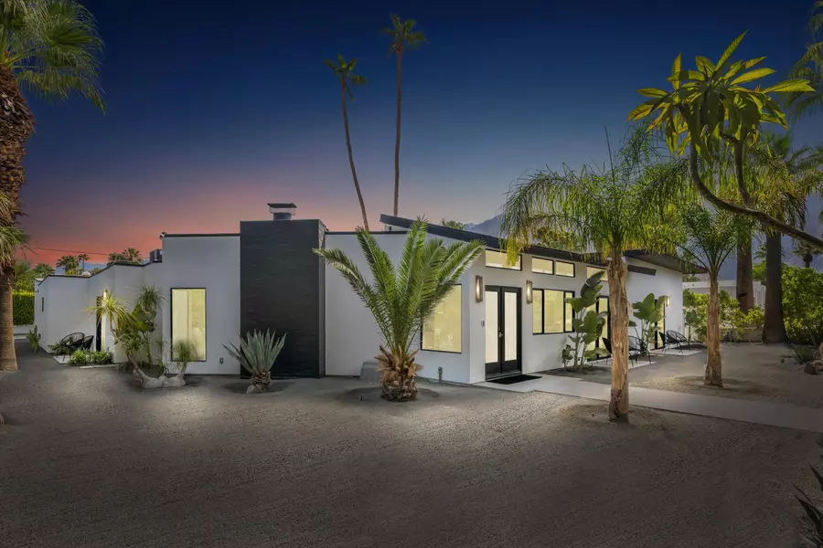 1081 E VíA Altamira, Palm Springs, CA 92262