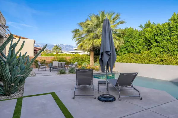 Rancho Mirage, CA 92270,16 Sapphire LN