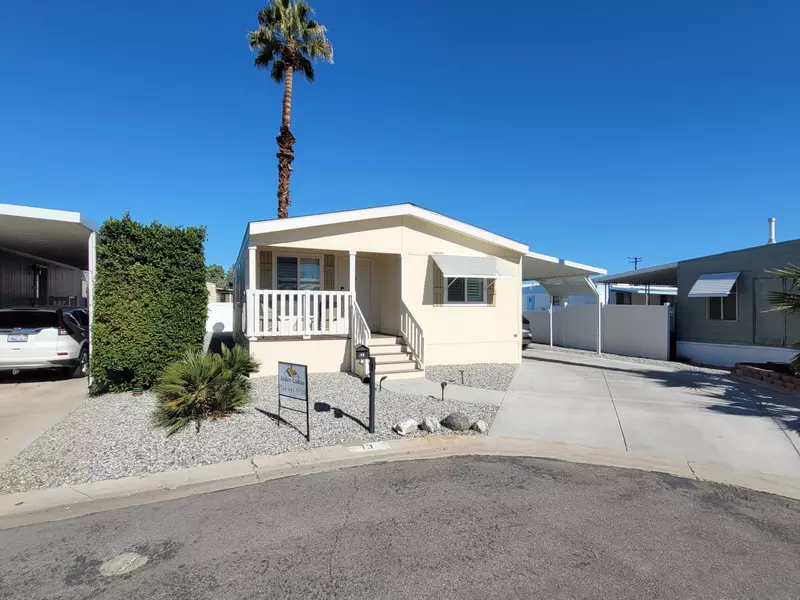 13 Oasis DR N, Cathedral City, CA 92234