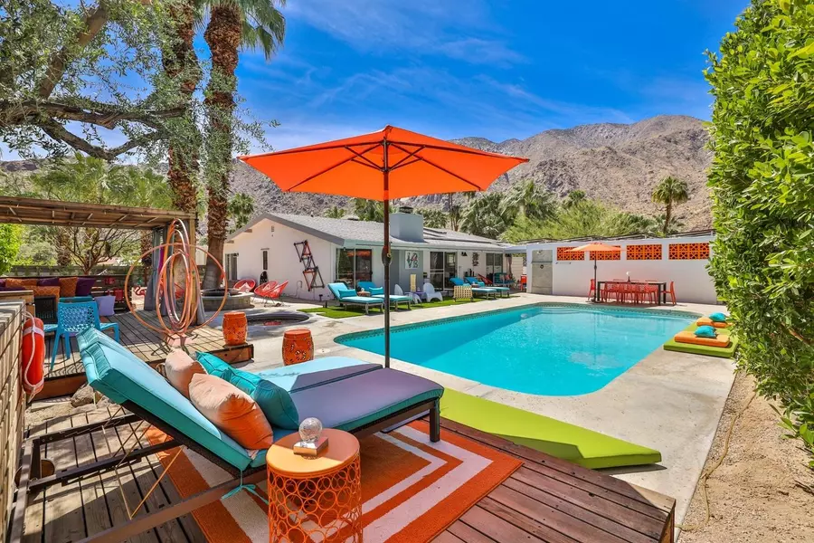 996 N Rose AVE, Palm Springs, CA 92262