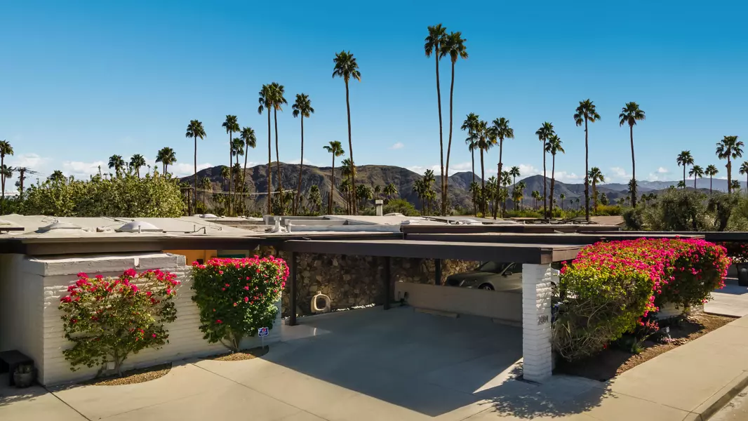 2084 S Lagarto WAY, Palm Springs, CA 92264