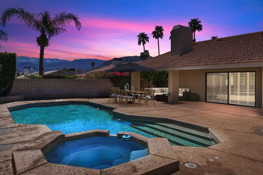 40724 Clover LN, Palm Desert, CA 92260