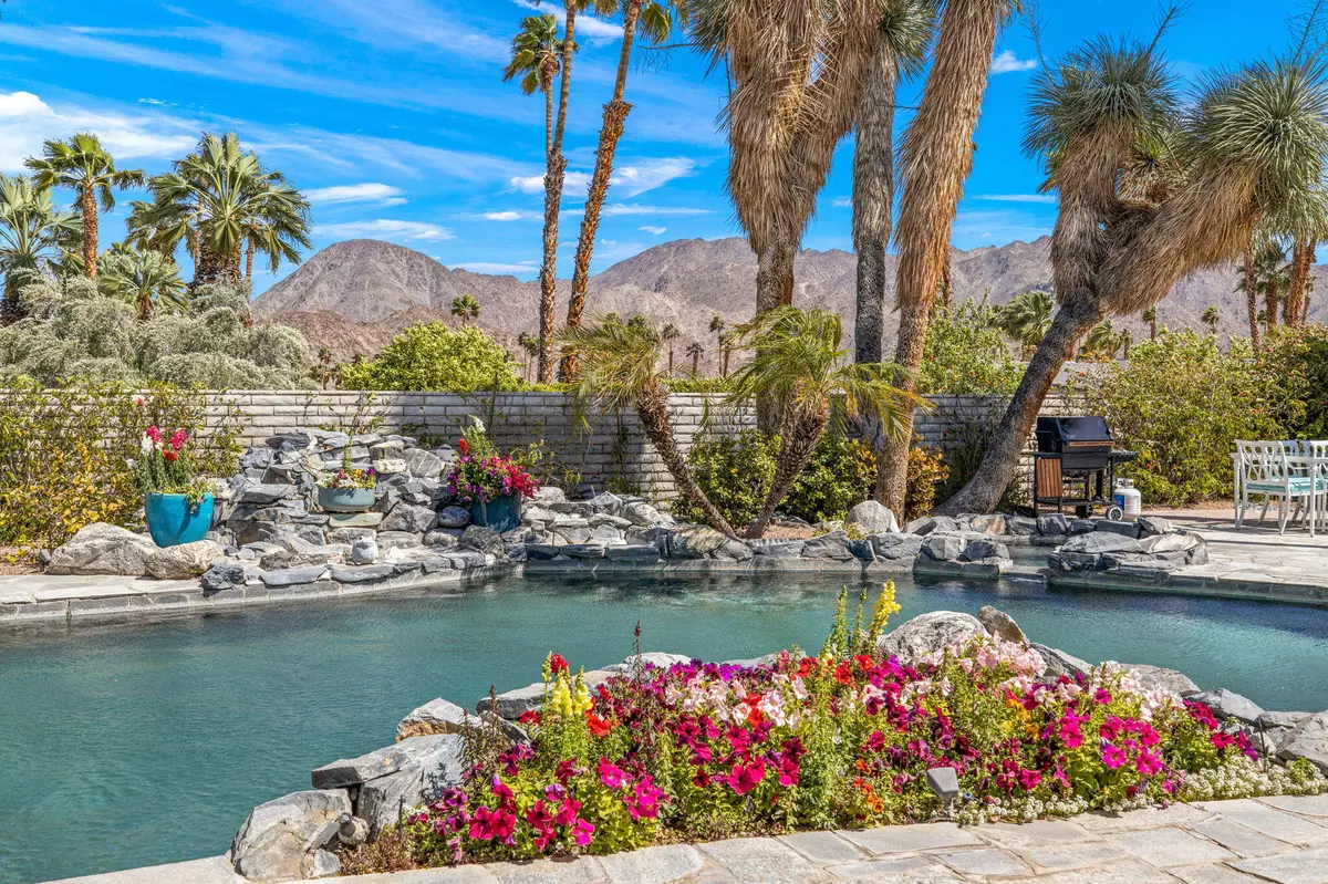 Palm Desert, CA 92260,48330 Mariposa DR