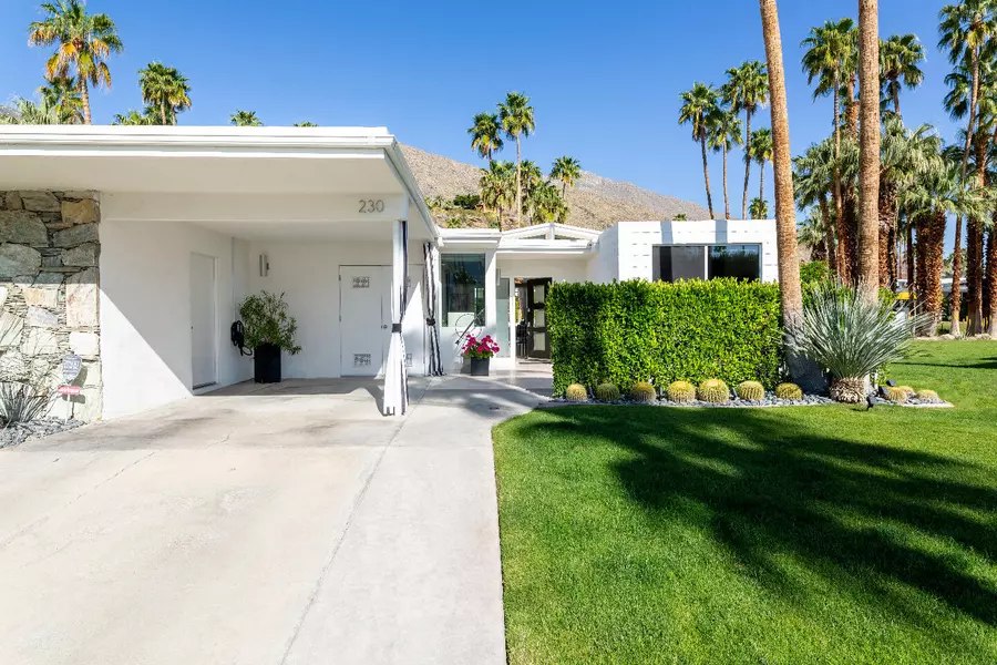 230 Toro CIR, Palm Springs, CA 92264