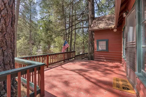 Idyllwild, CA 92549,52664 Sylvan WAY