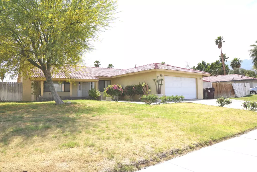 68105 Estio RD, Cathedral City, CA 92234