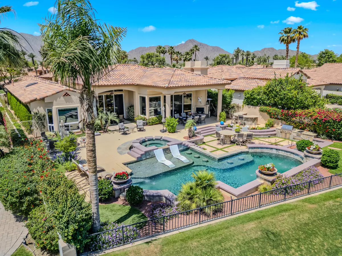 La Quinta, CA 92253,49568 Via Conquistador