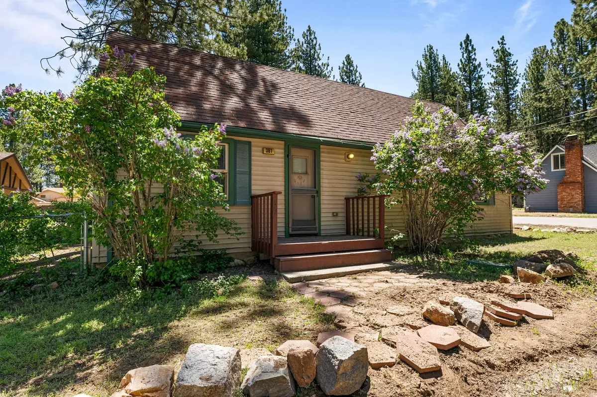 Big Bear Lake, CA 92315,381 Mountainaire LN