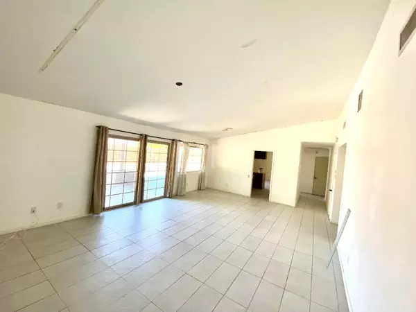 Palm Springs, CA 92264,3182 E San Martin CIR