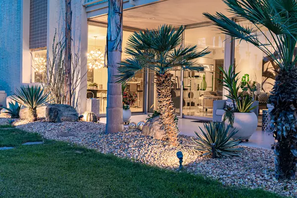 Palm Springs, CA 92264,457 Desert Lakes DR