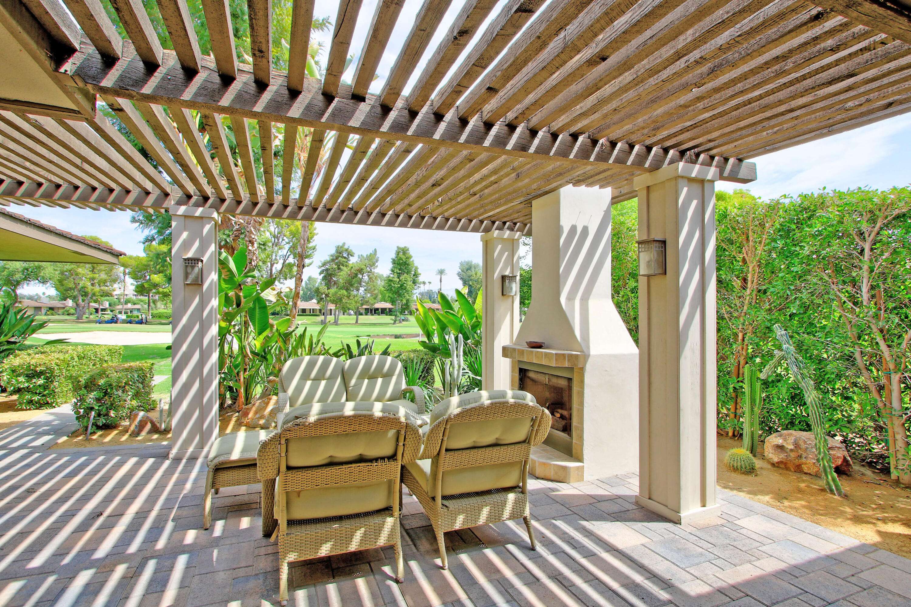 Rancho Mirage, CA 92270,34 Columbia DR