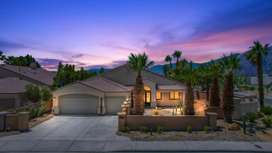 1021 E Via San Dimas RD, Palm Springs, CA 92262