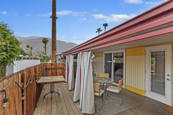 Palm Springs, CA 92264,44 Blackhawk ST