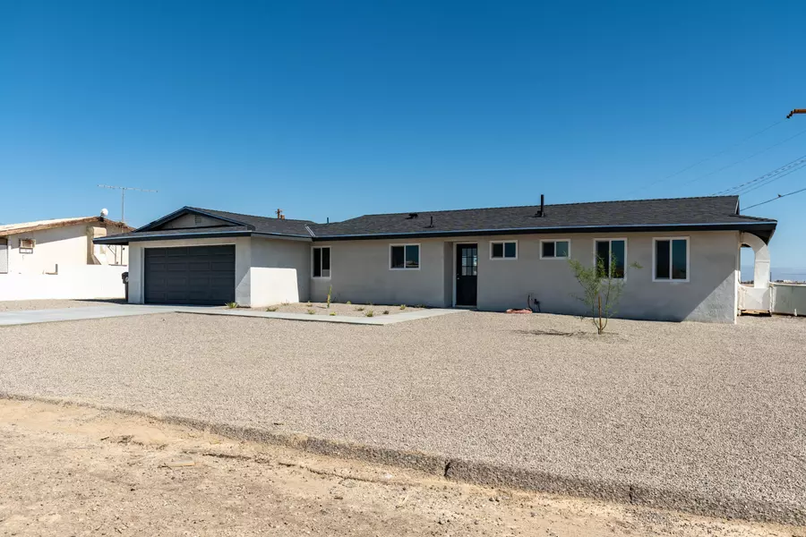 1160 Barbara AVE, Thermal, CA 92274