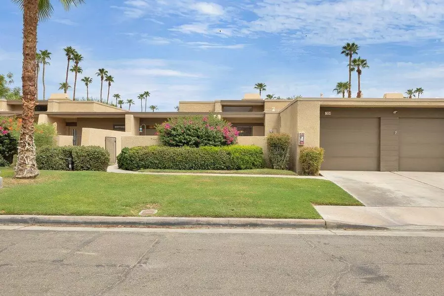 1334 Tiffany CIR S, Palm Springs, CA 92262