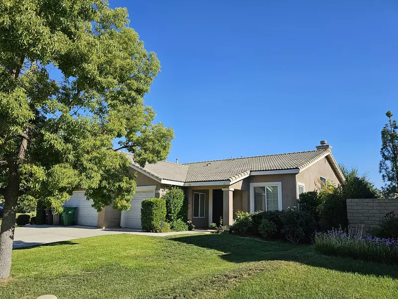 4352 W Hoffer, Banning, CA 92220