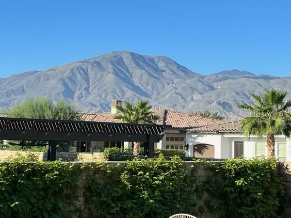 La Quinta, CA 92253,81665 Haflinger WAY