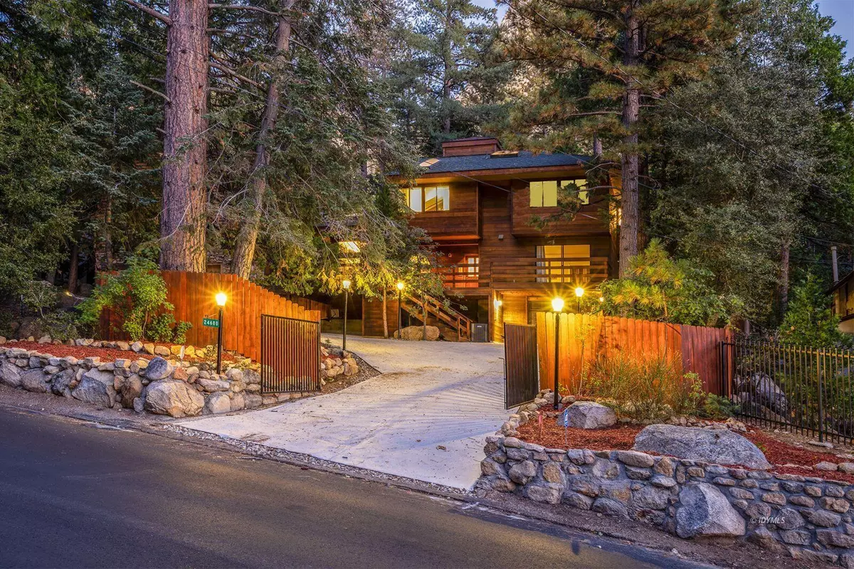 Idyllwild, CA 92549,24680 Fern Valley RD