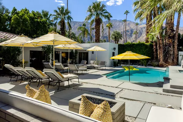 246 W Vereda Norte, Palm Springs, CA 92262