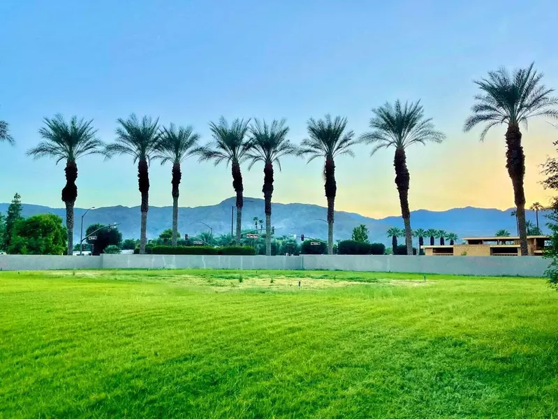 33 Sun Ridge CIR, Rancho Mirage, CA 92270