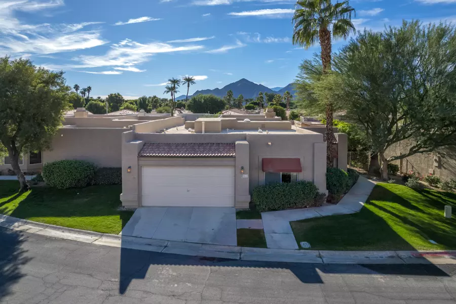 48132 Via Hermosa, La Quinta, CA 92253