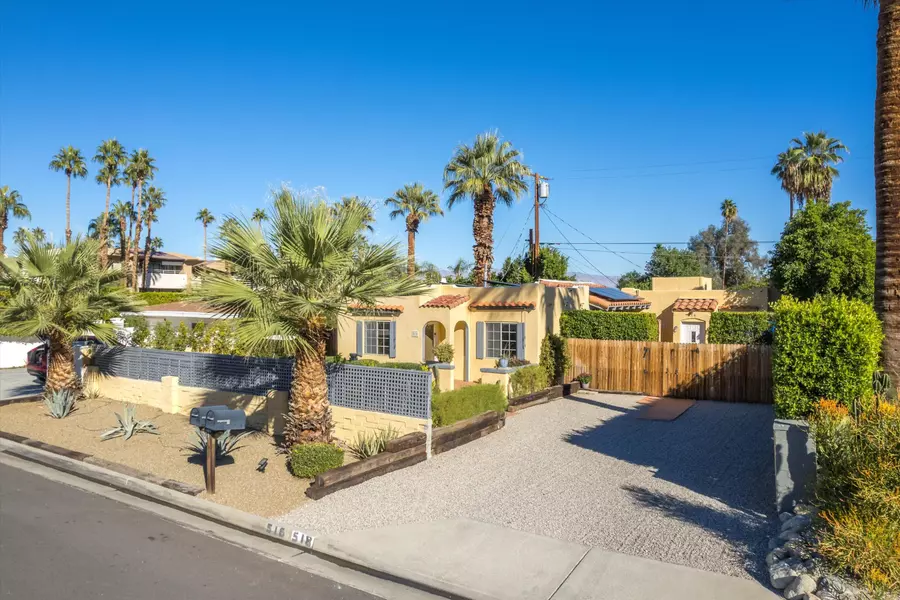 516 Calle Santa Rosa S, Palm Springs, CA 92264