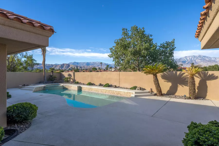 72 La Costa DR, Rancho Mirage, CA 92270