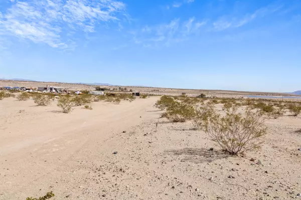 29 Palms, CA 92277,0 Michael WAY