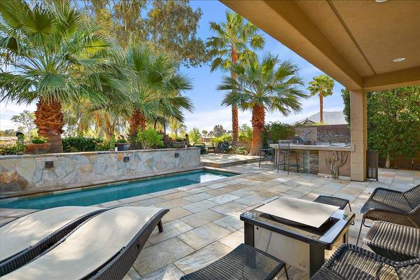 61194 Living Stone DR, La Quinta, CA 92253