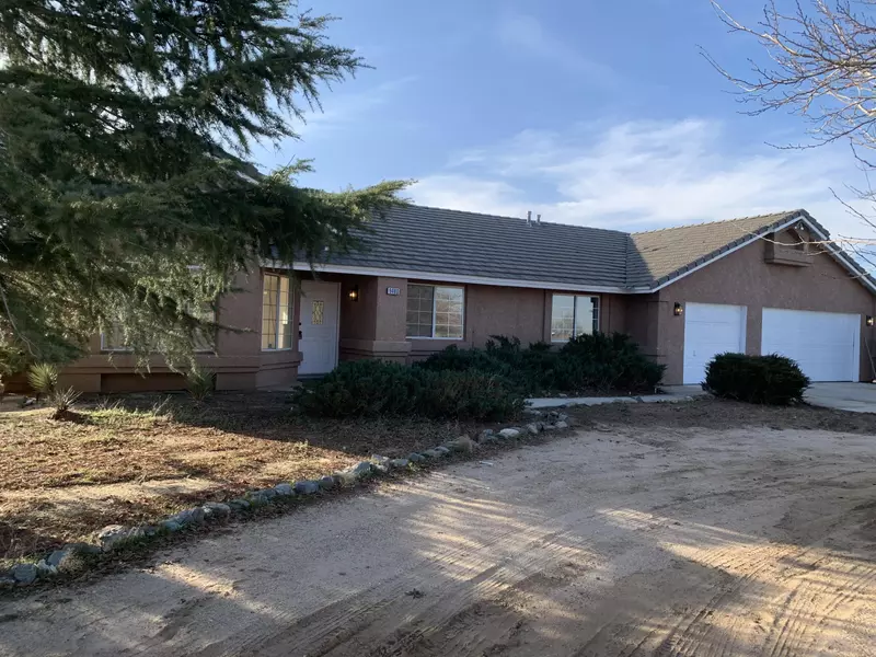 9480 Acanthus ST, Phelan, CA 92371