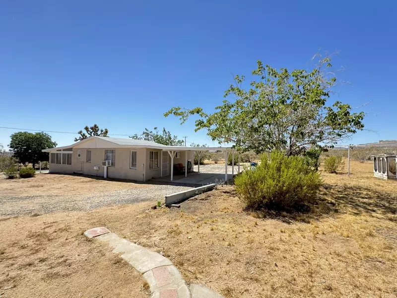 55686 Mira ST, Yucca Valley, CA 92284