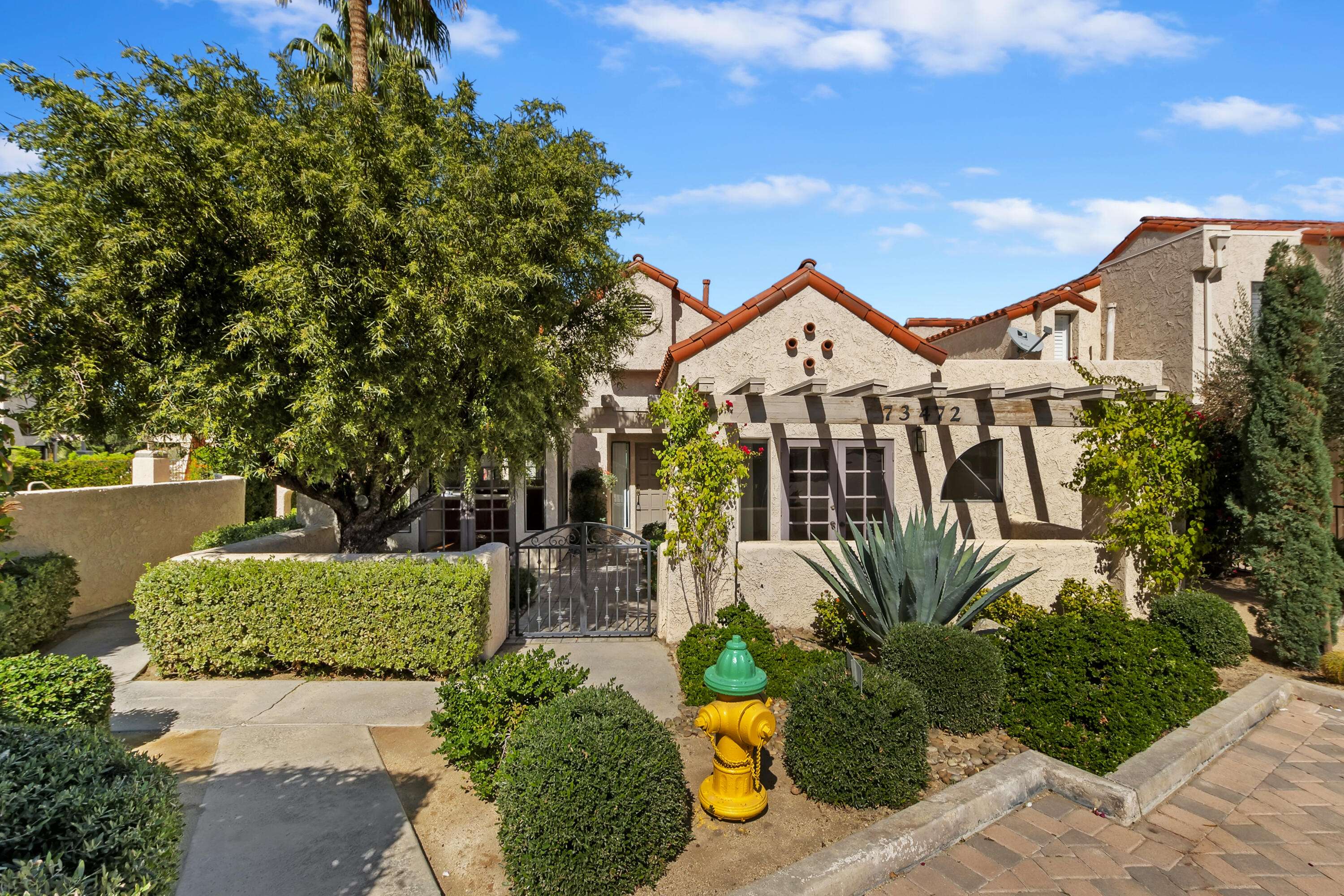 Palm Desert, CA 92260,73472 Shadow Mountain DR