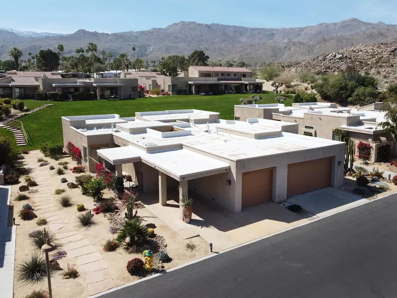 72309 Valley Crest LN, Palm Desert, CA 92260