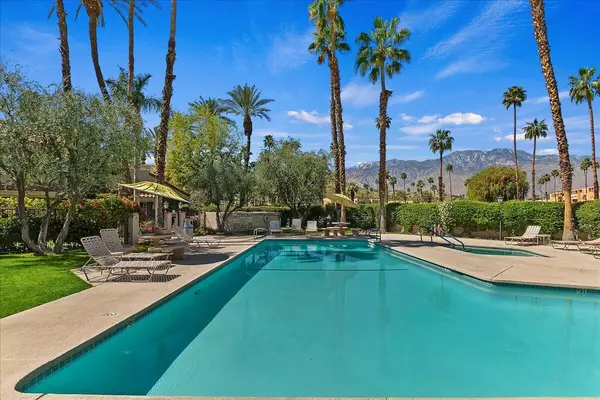 Palm Springs, CA 92264,2700 Lawrence Crossley RD #85