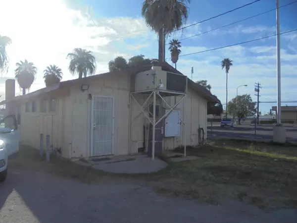 Blythe, CA 92225,155 N 1st ST