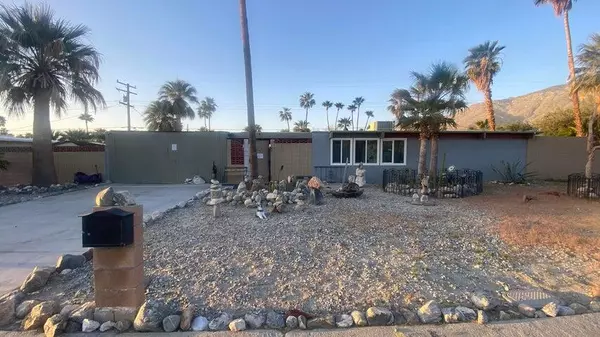 755 E Spencer DR, Palm Springs, CA 92262