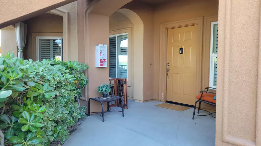 45245 Seeley DR #15d, La Quinta, CA 92253